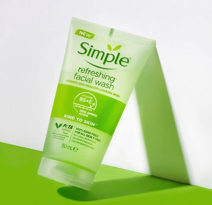 ژل شستشوی صورت سیمپل simple مدل رفرشینگ حجم 150 میلی لیتر