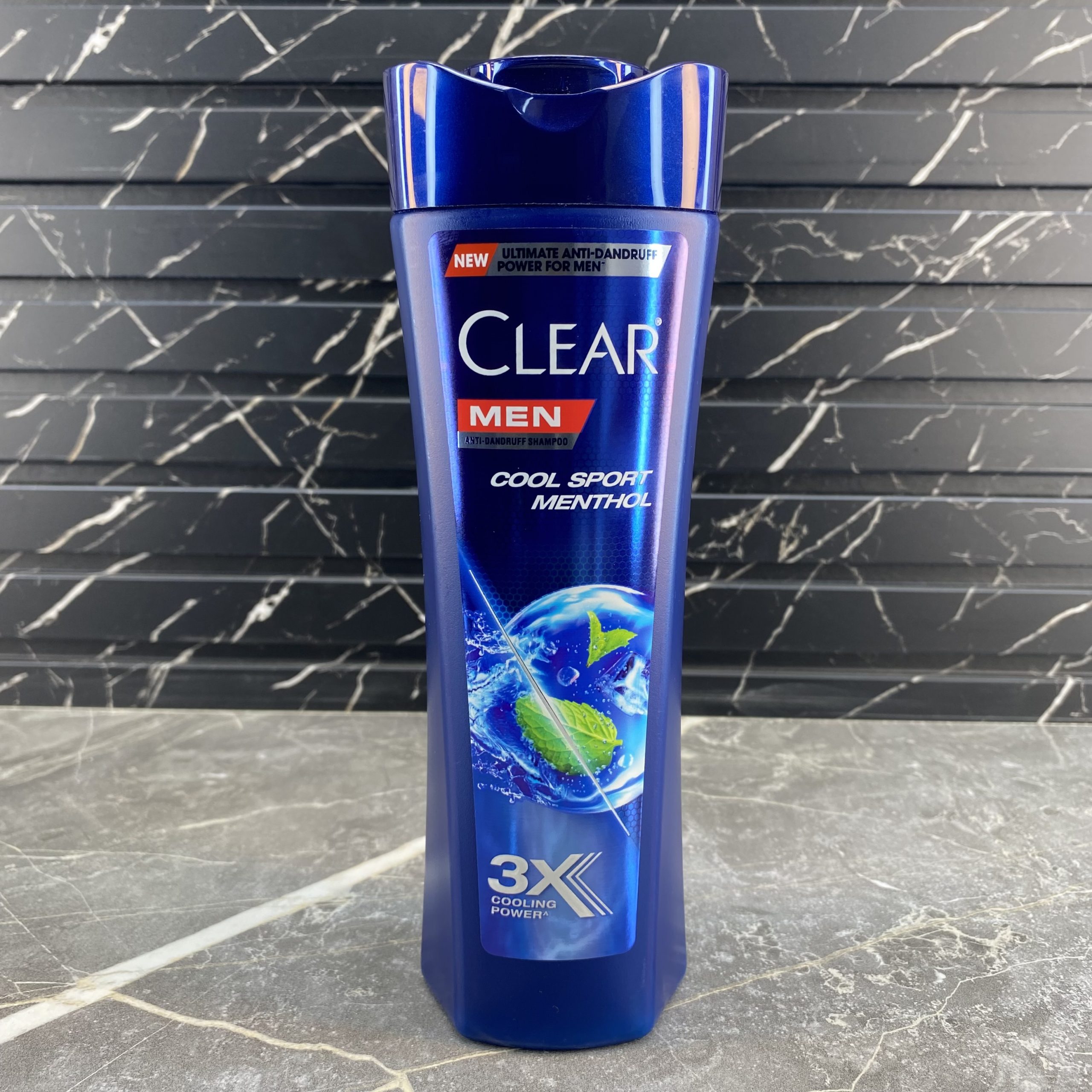 شامپو ضد شوره مردانه کلر clear مدل cool sport menthol حجم 315 میلی لیتر