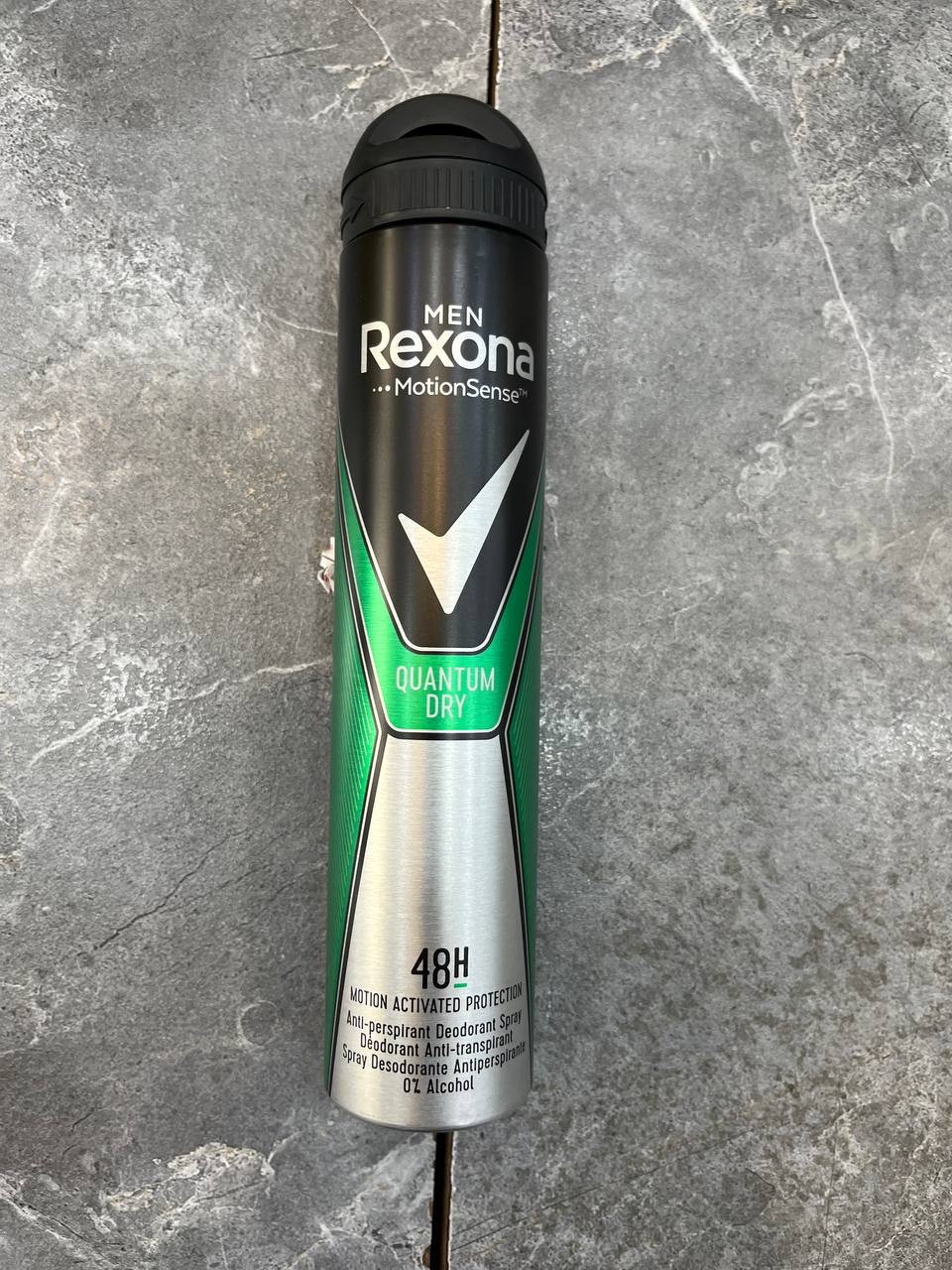 اسپری ضد تعریق مردانه رکسونا rexona مدل quantom dry حجم 200 میلی لیتر