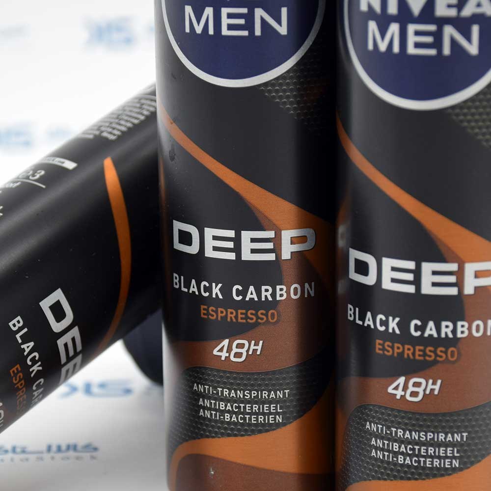 اسپری ضد تعریق مردانه نیوا nivea مدل deep black carbon spresso حجم 150 میلی لیتر