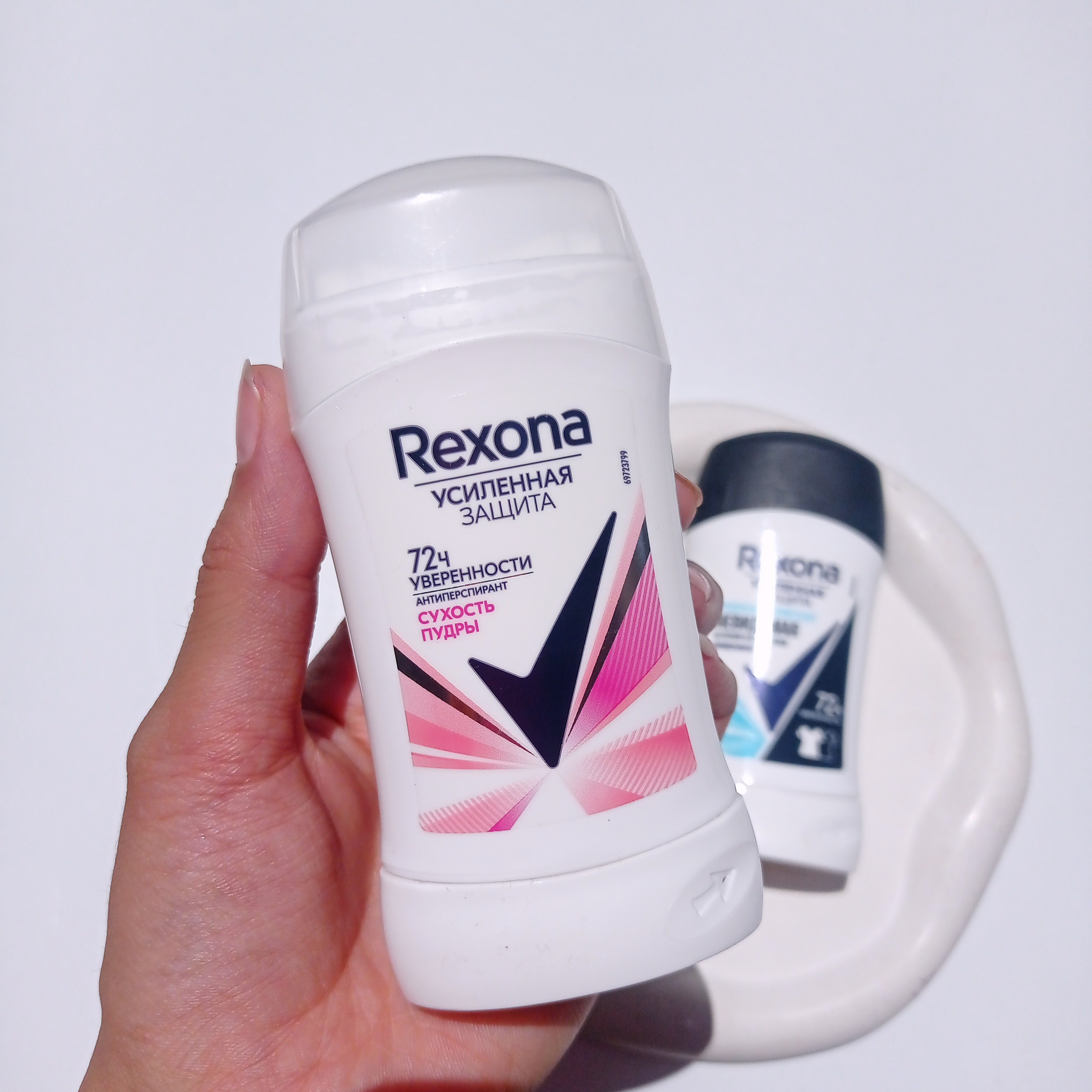 رول ضد تعریق زنانه رکسونا rexona مدل powder dry حجم 40 میلی لیتر